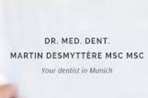 Dr. Martin Desmyttère